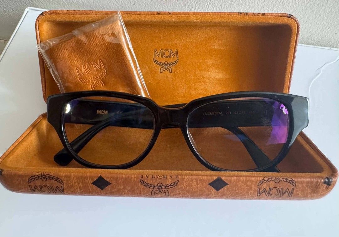 ORIGINAL MCM (Category: Sunglasses & Eyewear) located in Davao. Submitted by anikanik88 (Listing ID 1470872871, Image 2). Description: .