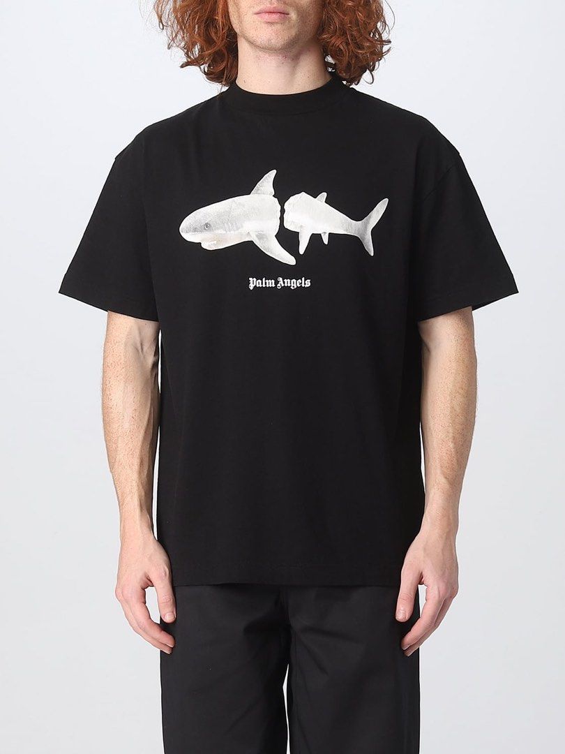 Palm Angels Shark Tee❗️ (Category: Tshirts & Polo Shirts ) located in Cebu City. Submitted by darrylopon12219 (Listing ID 1470754495, Image 1). Description: Orig💯 As New Condition No Issue Size Small to Medium Color Rate:10/10 Dimes:W19.5 L28 -Eco Friendly -Need Wash 📍 CONSOLACION, CEBU ‎🚚 ship via J&T ‎DM NOW📩.