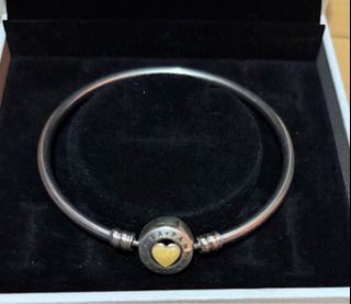 (Category: ) located in . Submitted by beckyshop2024 (Listing ID 1470895364, Image 1). Description: .