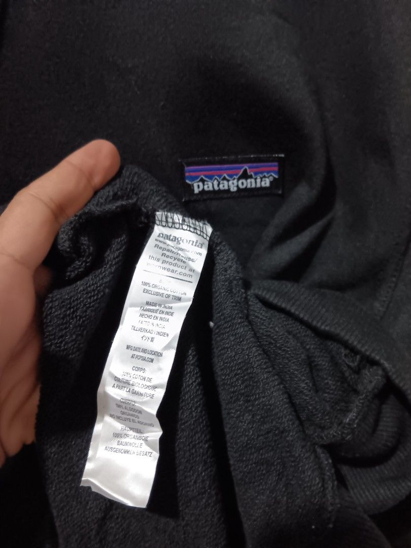 PATAGONIA (Category: Coats, Jackets and Outerwear) located in Dauis. Submitted by udenglegaspi (Listing ID 1470762000, Image 3). Description: .
