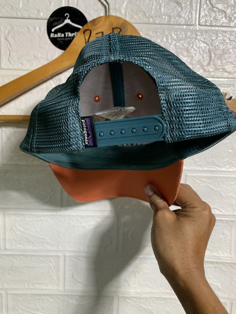 Patagonia | mesh trucker cap / snapback (Category: Activewear) located in Cebu City. Submitted by rarathriftedcb (Listing ID 1470819701, Image 3). Description: Patagonia ✅ Fitzroy lopro Mesh | trucker cap Snapback One size fits all Hiking , trekking Camp or any Outdoor activities 750pesos + sf 95 Embroid logo Location : cebu city Page : rara thrifted Jnt nationwide Message us 📩 #patagonia.