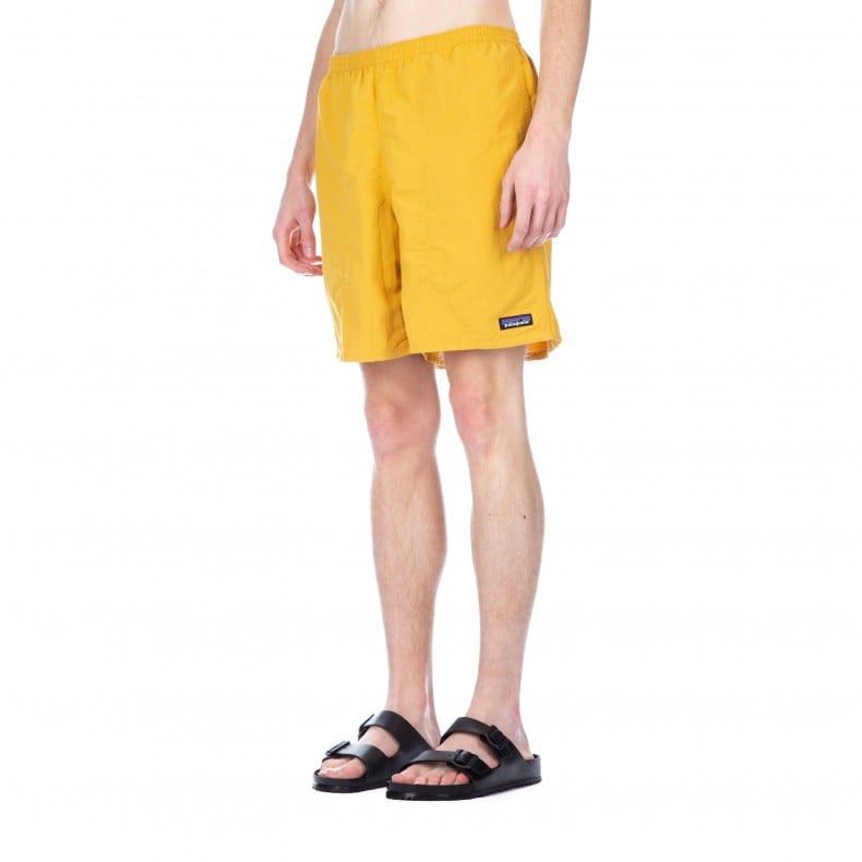 PATAGONIA Baggies Shorts (Category: Shorts) located in Cavite. Submitted by second_story_ph (Listing ID 1470836377, Image 2). Description: PATAGONIA Baggies Shorts Size: Medium 13” Waistline adjustable 15” Length Condition: Excellent to New.