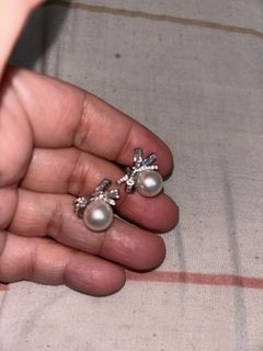 (Category: ) located in . Submitted by vintageaccessories (Listing ID 1470792897, Image 1). Description: .