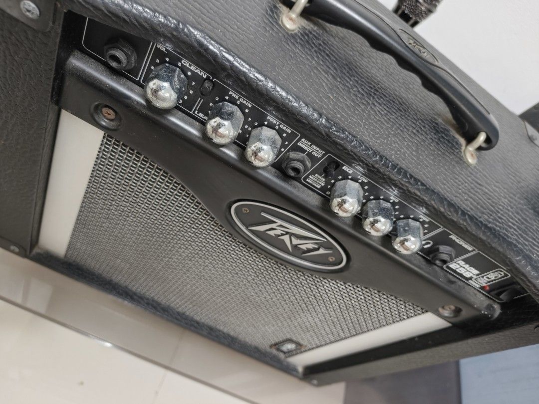 PEAVEY RAGE 258 (Category: Soundbars, Speakers & Amplifiers) located in Paranaque City. Submitted by judy.arquillos (Listing ID 1470773354, Image 3). Description: PEAVEY RAGE 258 GUITAR AMPLIFIER 25WATTS 14.14V RMS 8 OHMS 220/240V 50WATTS DESIGNED IN USA SEE TOO APPRECIATE ALL DETAILS INDICATED 4500.