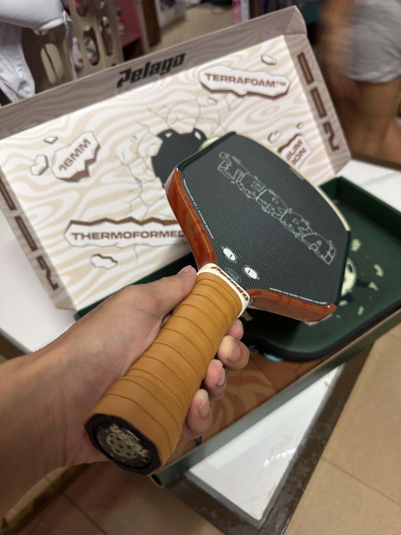 Pelago Terra 16mm Pickleball Paddle (Category: Racket and Ball Sports) located in San Pablo. Submitted by sethmurillo1214 (Listing ID 1470880010, Image 3). Description: For sale❗️PELAGO CLASSIC TERRA HYBRID ELONGATED 16MM TERRAFOAM™ CORE PADDLE -w/ box, case, installed extra daltom grip, installed edge tape. 9.5/10 condition, wala pa 1 month. Used 5 times sa OP..