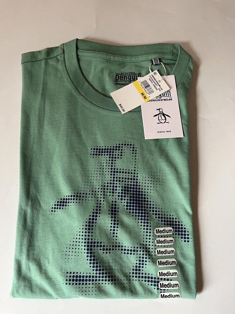 Penguin Crew neck Shirt (Category: Tshirts & Polo Shirts ) located in Santa Rosa. Submitted by ninaparis (Listing ID 1470843975, Image 1). Description: Original Penguin by Munsingwear men’s Crew-neck graphic t-shirt in green colorway.
