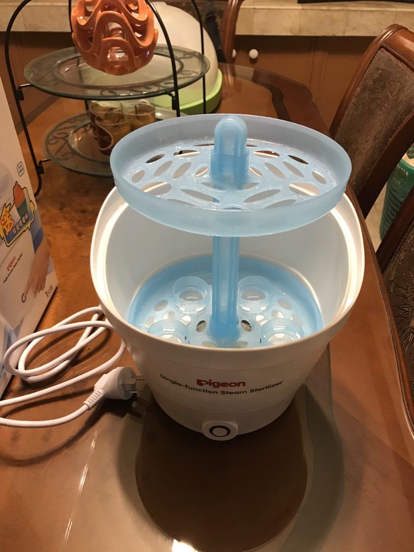 Pigeon Single function steam sterelizer (Preloved) (Category: Breastfeeding & Bottle Feeding) located in Pasig City. Submitted by annefashionshoppe (Listing ID 1470850411, Image 2). Description: Pigeon Single function steam sterelizer (Preloved) With Original box Good condition (see attached photo and for sure buyer i can send video too) Rfs (decluttering) First come first serve/to pay basis For pick up only or thru lalamove/grab rider.