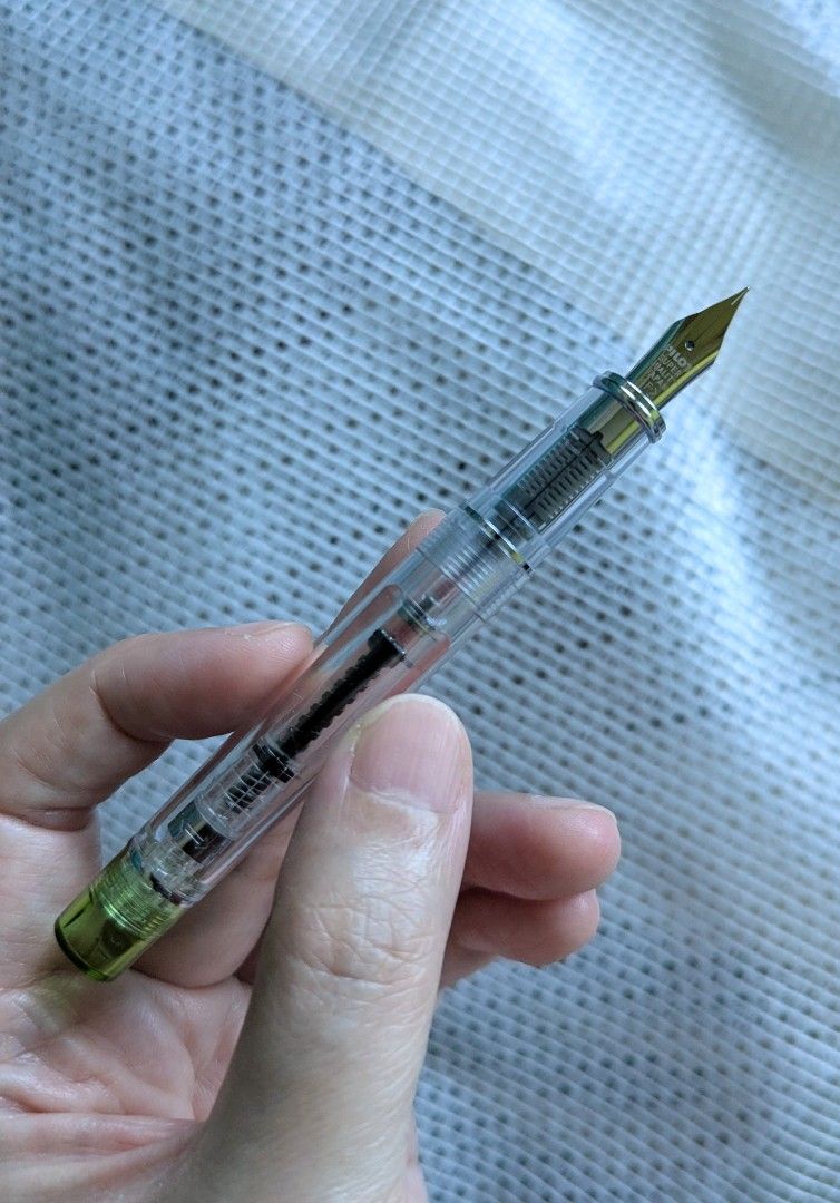 Pilot Prera fountain pen (Category: Stationery & School Supplies) located in Manila. Submitted by mst.08 (Listing ID 1470757064, Image 2). Description: no box nib size: fine (F) + free jinhao 82 fountain pen buyer handles shipping and fees mode of payment: gcash only .