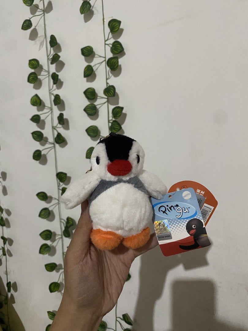 Pingu Plush Charm (Category: Plushies & Soft Toys) located in Guagua. Submitted by toy_corner (Listing ID 1470743653, Image 1). Description: No issue Pampanga loc MOP: Gcash J&T courier .