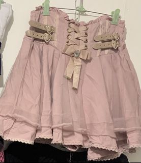 (Category: ) located in . Submitted by mixwearclosetclothingstore (Listing ID 1470756809, Image 1). Description: .