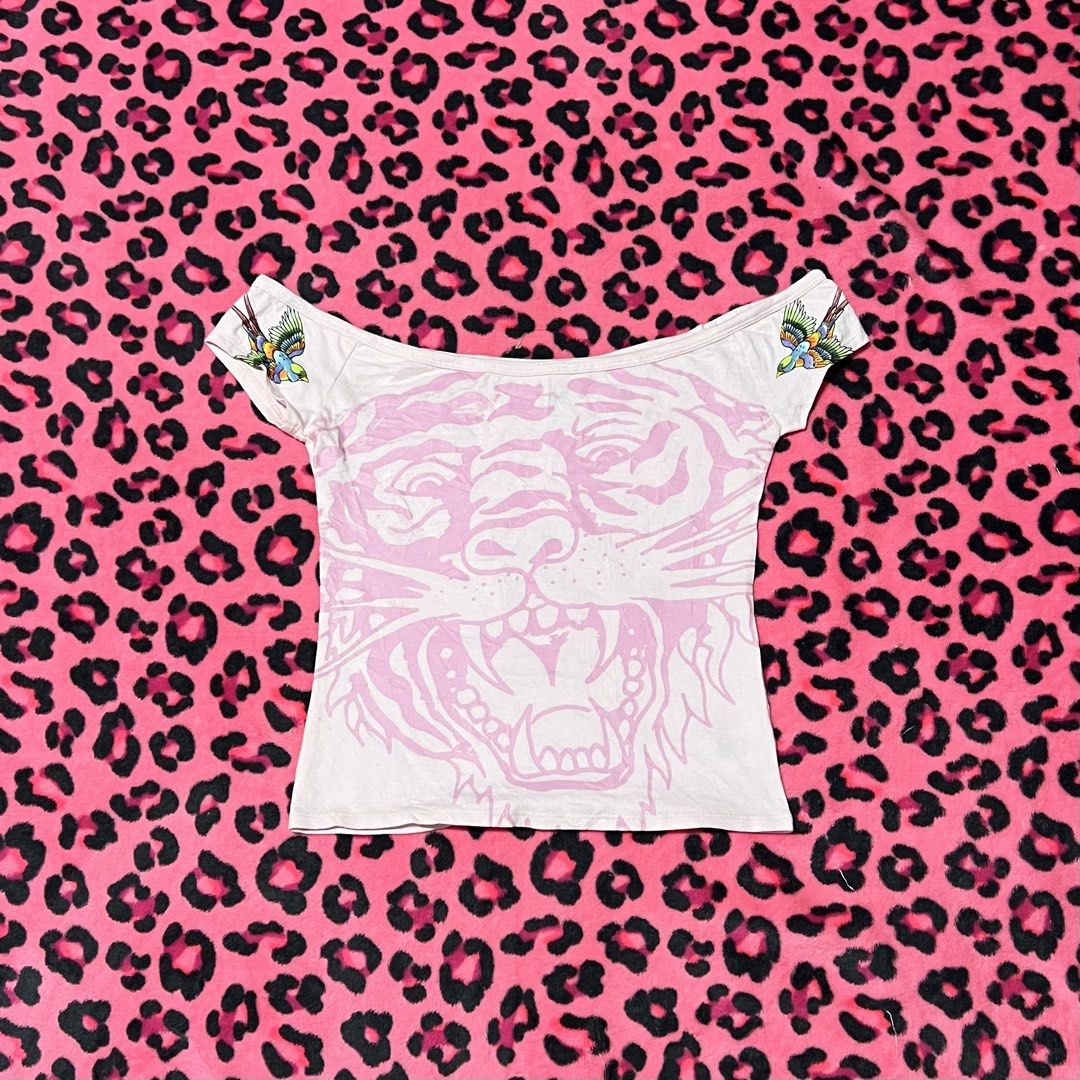 pink ed hardy top (Category: Others Tops) located in Quezon City. Submitted by __bbbooo (Listing ID 1470771475, Image 1). Description: Pink Ed Hardy top size small ₱799.