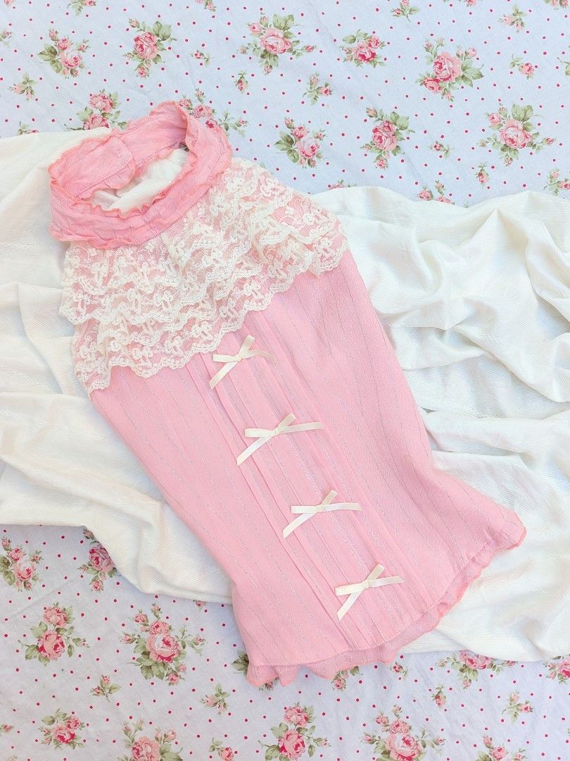 Pink Lace-Up Camisole Top (Category: Others Tops) located in Polomolok. Submitted by sheenx.club (Listing ID 1470767018, Image 2). Description: .