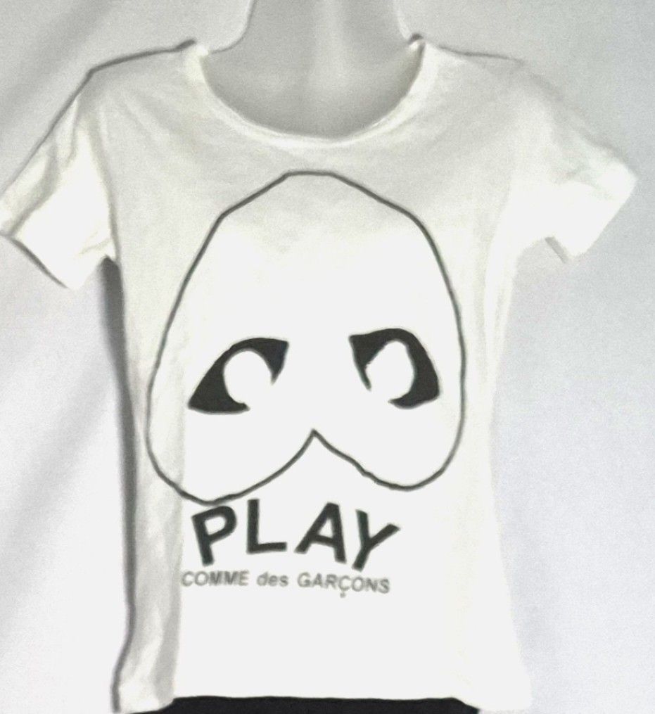 PLAY / COMME des GARÇONS (Category: Shirts) located in Antipolo. Submitted by saribymonica (Listing ID 1470871705, Image 1). Description: Size: Small • Stored in the cabinet, so the item may be wrinkled and may need ironing. • Colors may vary slightly due to lighting and screen settings. • Please check all photos carefully before purchasing. • Sold as is. No returns, refunds, or exchanges once sold. • Serious buyers only. Please respect each othe