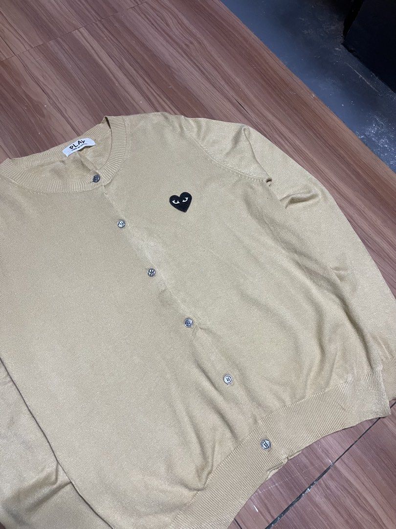 PLAY CDG Embroid Knit Cardigan (Category: Luxury Apparel) located in Bulacan. Submitted by sanjisthrift (Listing ID 1470745639, Image 2). Description: Size Medium men/ can fit up to Large Women’s Width 20 Length 25 Excellent Condition 9.5/10.