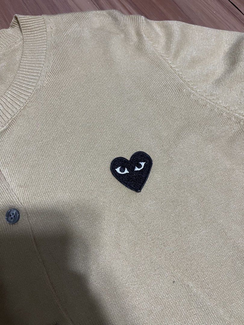 PLAY CDG Embroid Knit Cardigan (Category: Luxury Apparel) located in Bulacan. Submitted by sanjisthrift (Listing ID 1470745639, Image 3). Description: Size Medium men/ can fit up to Large Women’s Width 20 Length 25 Excellent Condition 9.5/10.