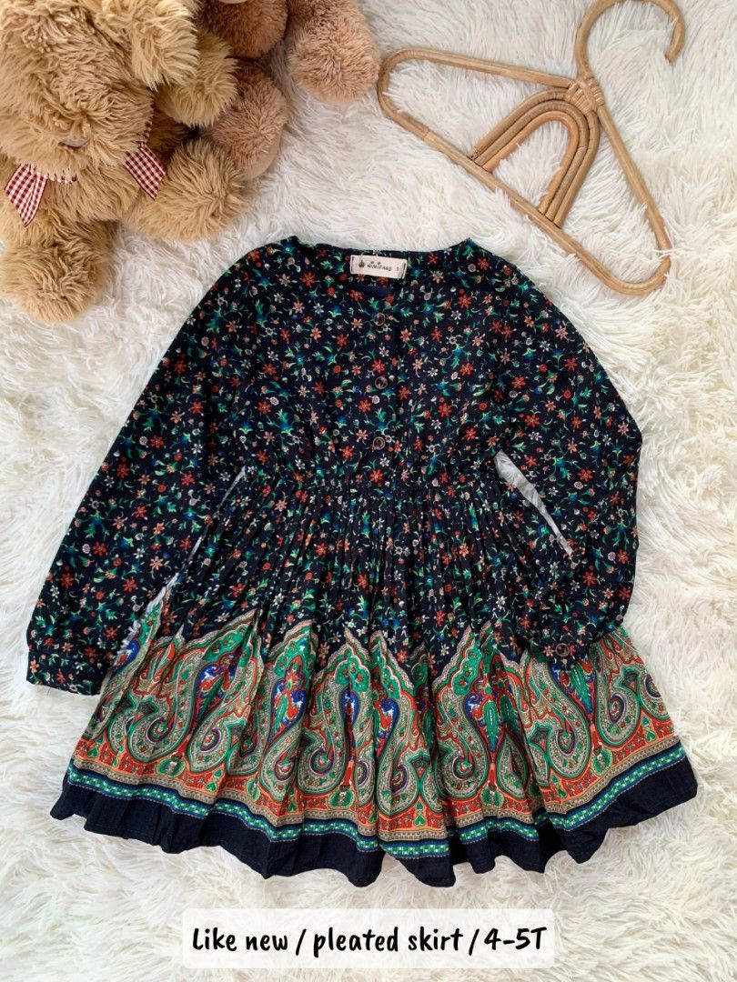 Pleated dress (Category: Babies & Kids Fashion) located in General Santos City (Dadiangas). Submitted by happyhues_2021 (Listing ID 1470793891, Image 1). Description: .