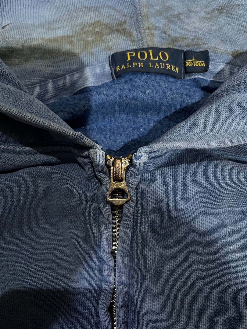 Polo RL wash zip-up (Category: Coats, Jackets and Outerwear) located in Zamboanga. Submitted by saveearthwethrift (Listing ID 1470880800, Image 3). Description: size large 24 by 26 stain.