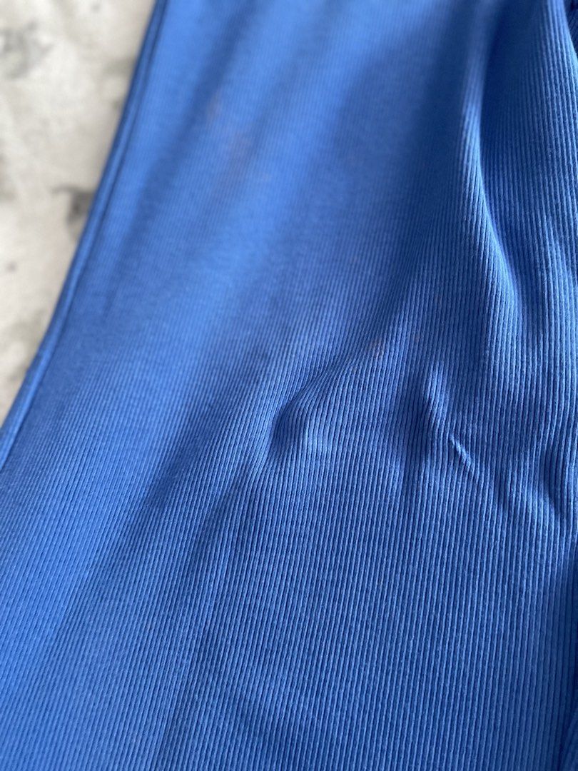 Pomelo x Pantone Blue Coords / Ribbed bottom (Category: Sets or Coordinates) located in Sorsogon. Submitted by comfortbeforestyle (Listing ID 1470763576, Image 3). Description: SORSOGON | J&T Pomelo x PANTONE Button-Down Top | Small Blue Pomelo x PANTONE top with a button-down front. The bottom hem is ribbed and garterized, making it slightly stretchy. There are some pinkish areas on the bottom hem upon closer inspection. Not sure if these are du