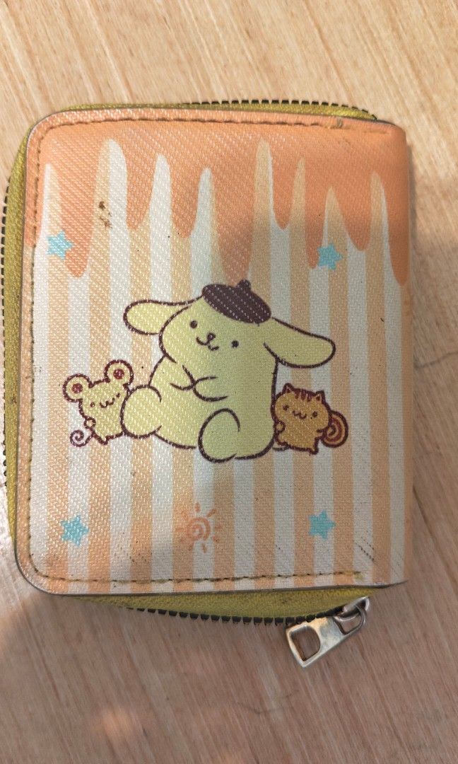 Pompompurin Wallet (Category: Wallets & Card holders) located in Quezon City. Submitted by smilebabymitch (Listing ID 1470929927, Image 2). Description: .