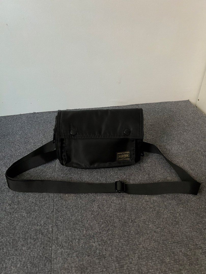 PORTER (Category: Luxury Bags & Wallets) located in Cavite. Submitted by _jennprelovedselections_ (Listing ID 1470821741, Image 2). Description: Cutee! Sling or beltbag keri😍 Mine Now Pay Today! Free SF!😍 Mode of Payment: GCASH x Security Bank transfer only! REMINDER PRELOVED PO BAWAL SA MASELAN PLSSS!☺️ EXPECT SIGN OF USAGE DAHIL PRELOVED PO! POSTED DETAILED PICS NO ASKING MORE PICTURES..
