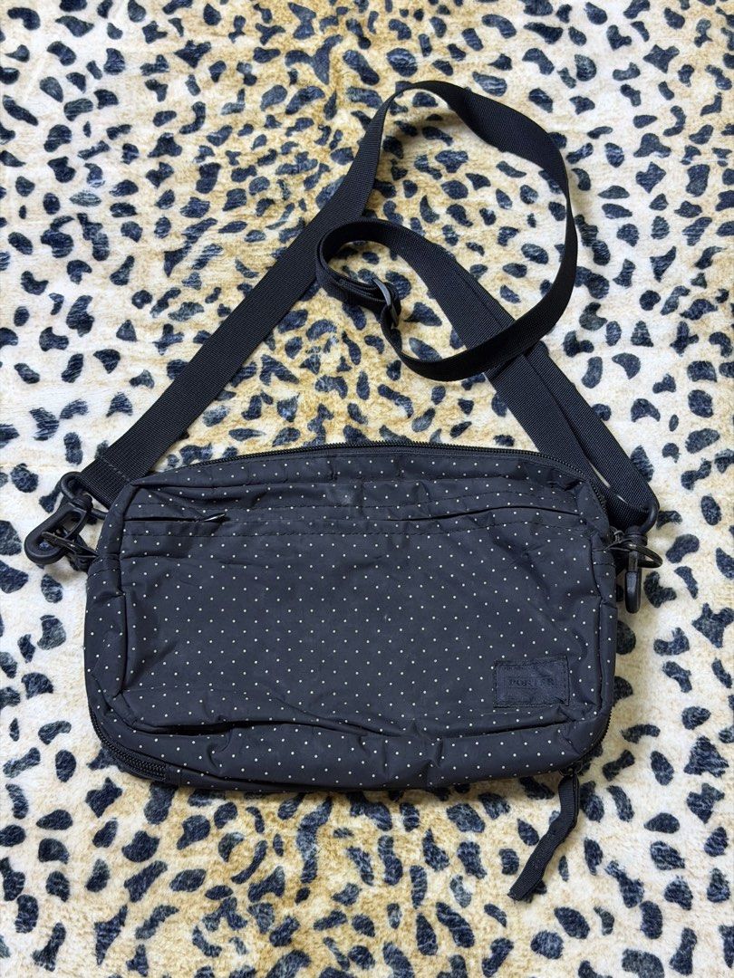 Porter sling bag (Category: Sling Bags) located in Kapangan. Submitted by keythsgs74798 (Listing ID 1470918376, Image 1). Description: .