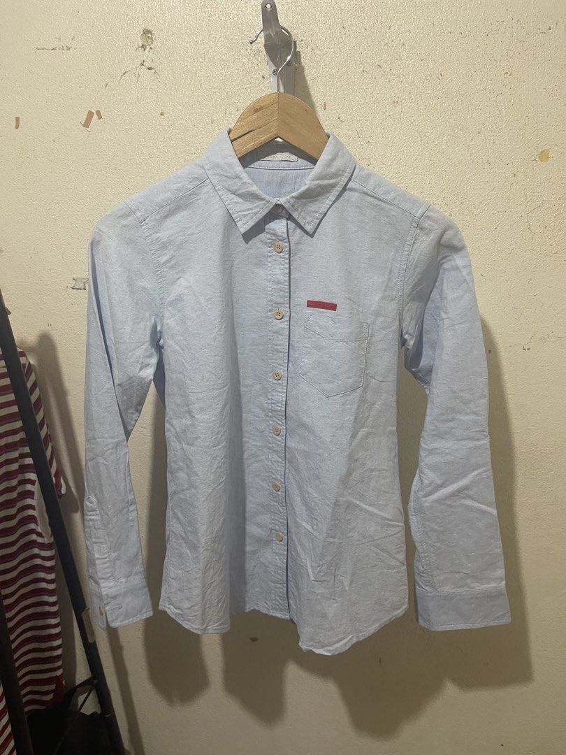 Prada Milano Button Down Long Sleeves (Category: Activewear) located in Tuguegarao City. Submitted by elyks11 (Listing ID 1470874493, Image 1). Description: solid for formal.