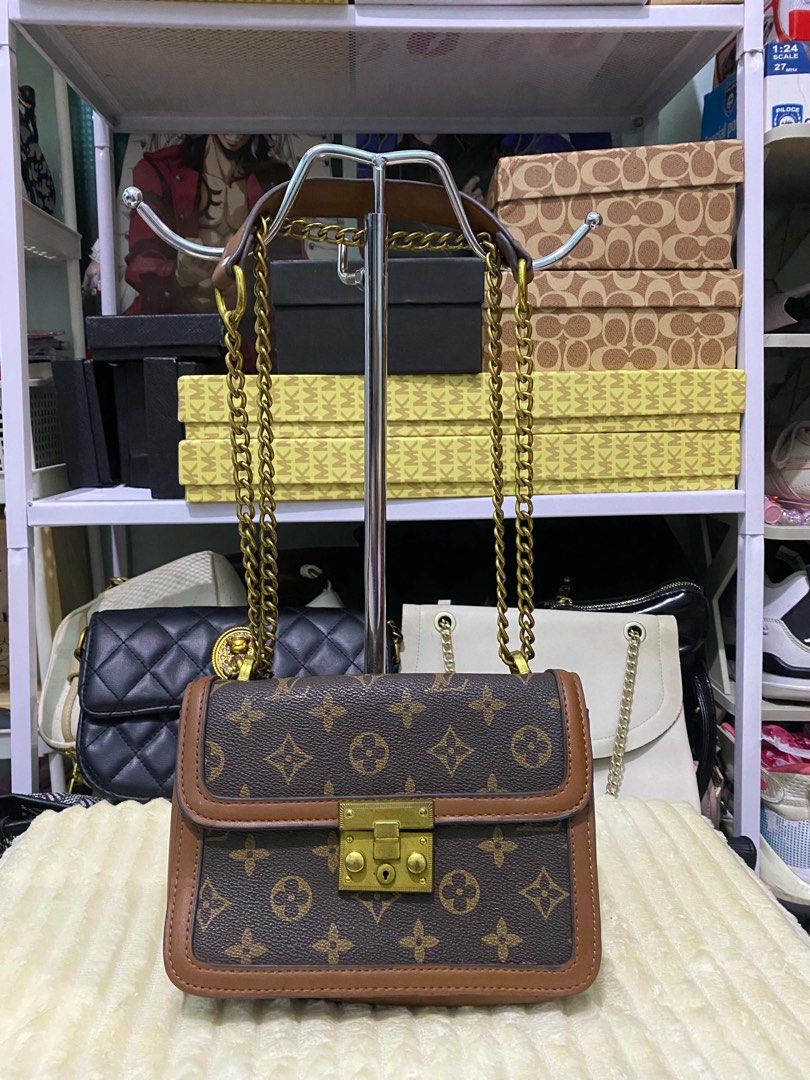 Pre loved Bags (Category: Cross-body Bags) located in Manila. Submitted by reiiberry (Listing ID 1470812604, Image 2). Description: For Sale: Pre-loved Bags! ••• Start Price @50 Price Indicated in each photo Mine at ur own risk. MANAGE YOUR EXPECTATIONS SINCE THIS IS SECOND HAND ITEMS NOT BRANDNEW. NO CANCELLATION CASH/GCASH/MAYA.
