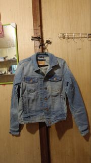(Category: ) located in . Submitted by wear_retro (Listing ID 1470907871, Image 1). Description: .