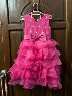 (Category: ) located in . Submitted by anicahclosetonlineshop (Listing ID 1470864520, Image 1). Description: .