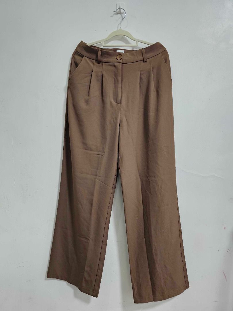 Princess Polly Trouser (Category: Other Bottoms) located in Los Banos. Submitted by itsmecathey (Listing ID 1470903924, Image 3). Description: Like new, fits 29-30.