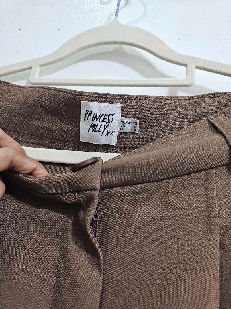 Princess Polly Trouser (Category: Other Bottoms) located in Los Banos. Submitted by itsmecathey (Listing ID 1470903924, Image 2). Description: Like new, fits 29-30.