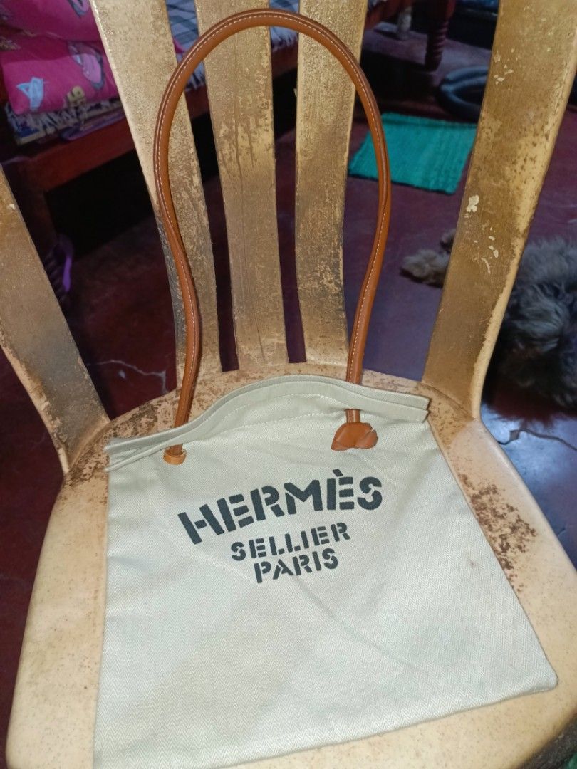 PROJECT BAG Hermes Aline Selliér Tote (Category: Luxury Bags & Wallets) located in Rizal. Submitted by nokorimono. (Listing ID 1470747000, Image 1). Description: - this is a well-loved tote bag - please check all the pictures before you purchase.