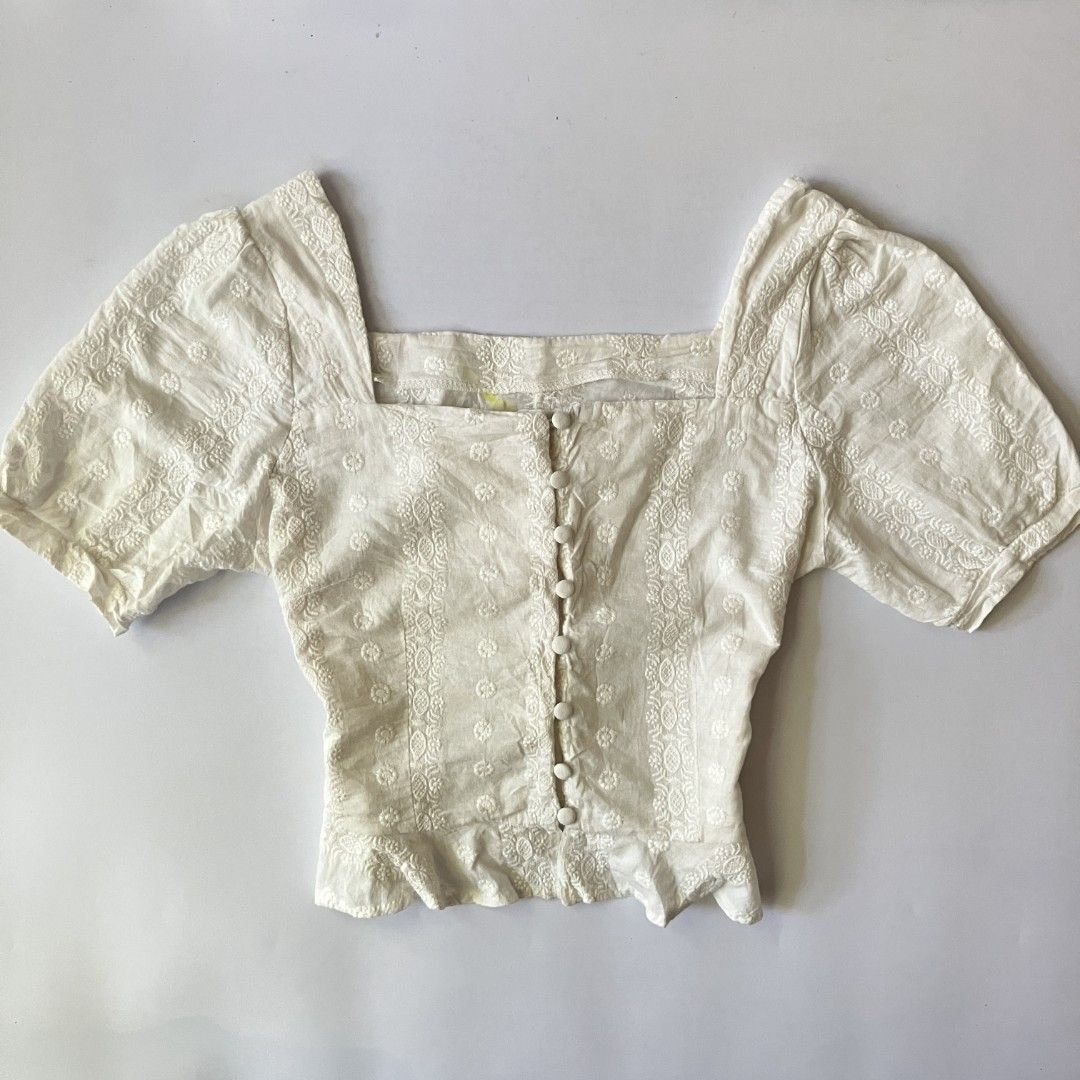 🌼puff-sleeve button front crop blouse • small - medium (Category: Blouses) located in Cagayan de Oro. Submitted by capybara.co.ph (Listing ID 1470801513, Image 1). Description: small - medium L15.5 B34 - 40 🌺 mine ₱129 | grab ₱179 💓 lock ₱199 ꒰১ ໒꒱ eob will be on Thursday, Oct 29 8PM ꒰১ ໒꒱ payment deadline will be on Friday, Oct 30 ꒰১ ໒꒱ shipping will be on Saturday Tysm °❀.ೃ࿔.