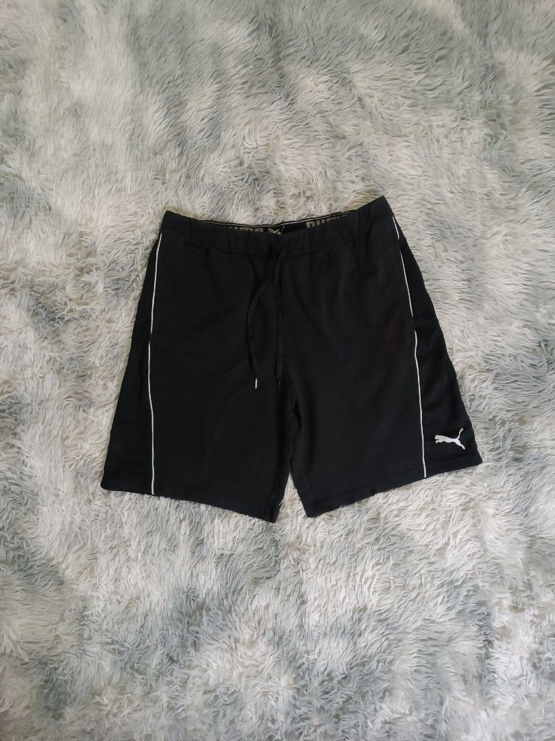 Puma Athletic Short (Category: Shorts) located in Mandaluyong City. Submitted by retro.199x (Listing ID 1470825664, Image 1). Description: SIZE LARGE ON TAG Waist: 33-38 Length: 19 Thigh: 14 Leg Opening: 12 EXCELLENT CONDITION.