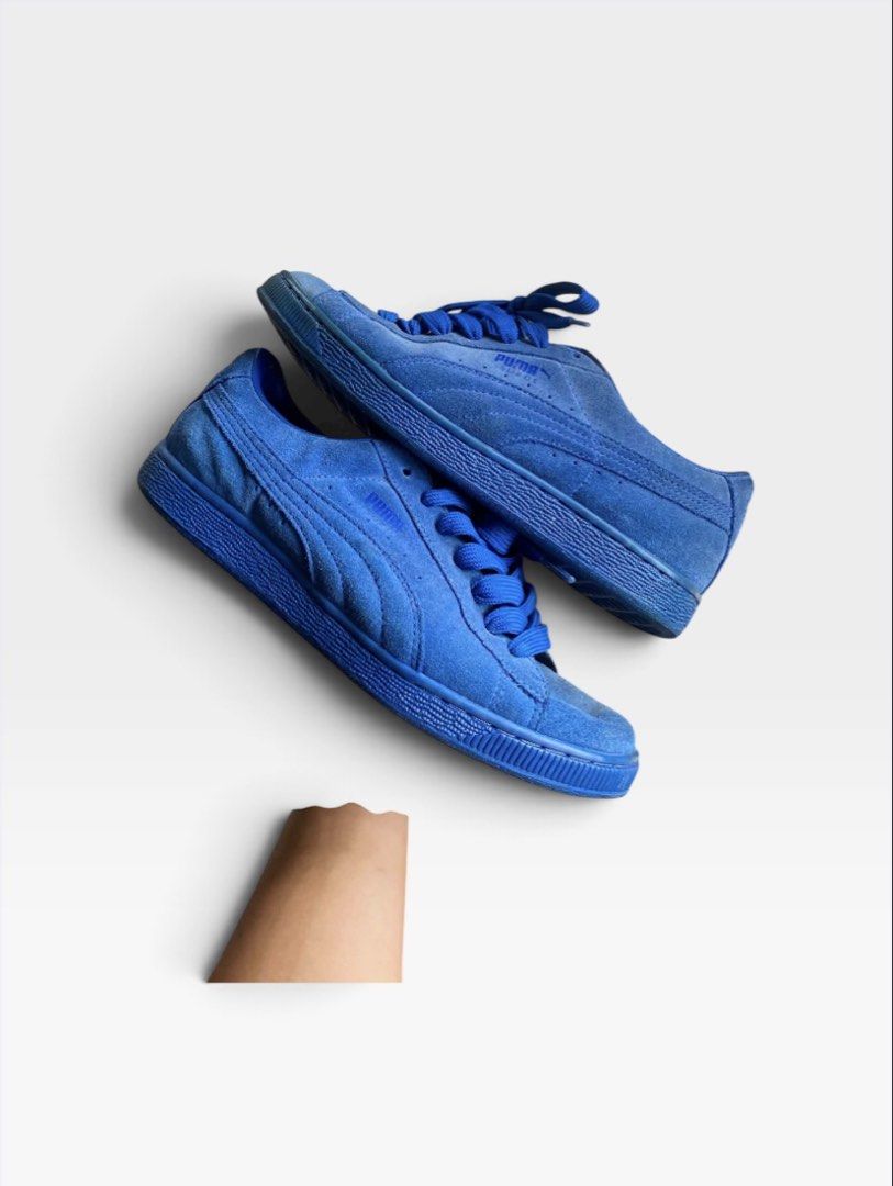 Puma Suede Classic Iced Royal Blue (Category: Sneakers) located in Malaybalay. Submitted by kongkongthriftofficial01 (Listing ID 1470887609, Image 2). Description: -Like new -In pristine condition -Used twice only -Ready for its new owner -Original pair -Size UK:7 US:8 EURO: 40 1/2 CM: 26 .