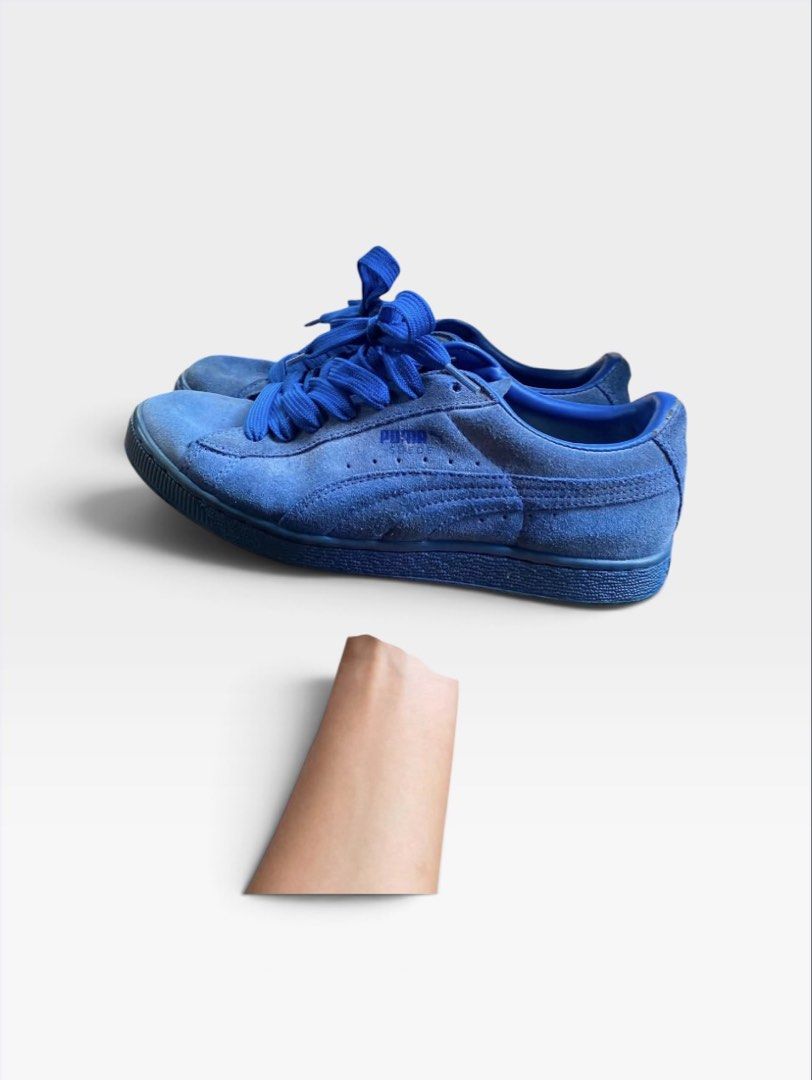 Puma Suede Classic Iced Royal Blue (Category: Sneakers) located in Malaybalay. Submitted by kongkongthriftofficial01 (Listing ID 1470887609, Image 1). Description: -Like new -In pristine condition -Used twice only -Ready for its new owner -Original pair -Size UK:7 US:8 EURO: 40 1/2 CM: 26 .