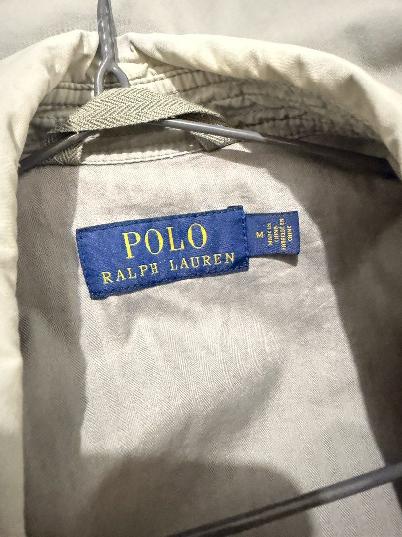 Ralph Lauren Harrington Gray (Medium) (Category: Coats, Jackets and Outerwear) located in Manila. Submitted by emmanuel_34 (Listing ID 1470749798, Image 3). Description: Signs of usage Some fading 22.5x26.5.