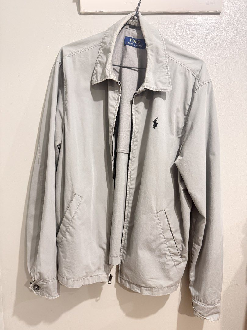 Ralph Lauren Harrington Gray (Medium) (Category: Coats, Jackets and Outerwear) located in Manila. Submitted by emmanuel_34 (Listing ID 1470749798, Image 1). Description: Signs of usage Some fading 22.5x26.5.