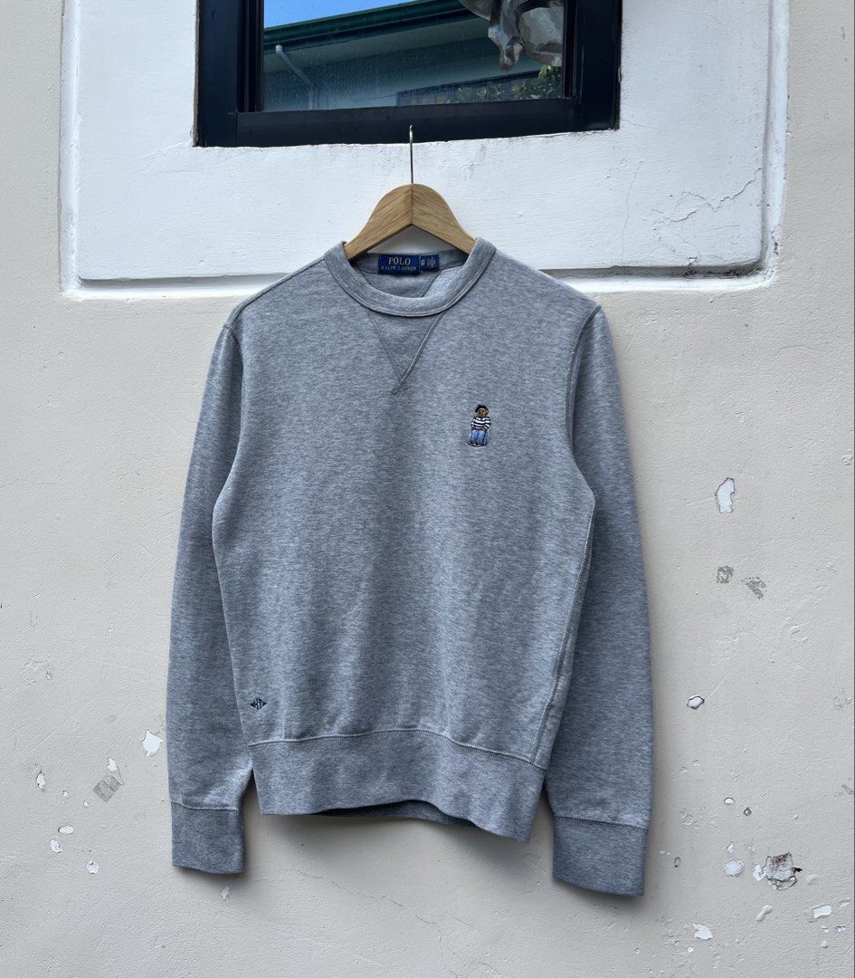RALPH LAUREN POLO BEAR SWEATER (Category: Coats, Jackets and Outerwear) located in Baguio. Submitted by closetgc.clothingshop (Listing ID 1470777428, Image 2). Description: RALPH LAUREN POLO BEAR SWEATER EXCELLENT CONDITION BEST FIT S/M.