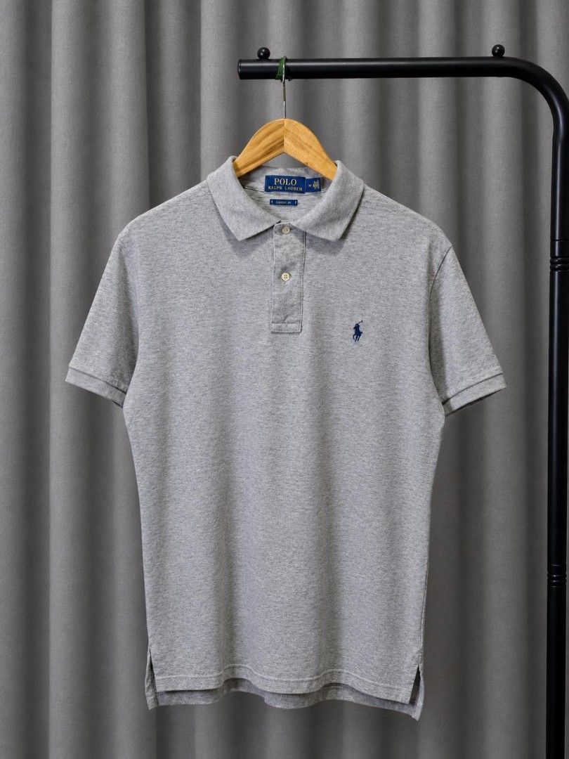 RALPH LAUREN POLO SHIRT (Category: Tshirts & Polo Shirts ) located in Davao. Submitted by blazing.rachel02 (Listing ID 1470847226, Image 1). Description: Small on tag 20 x 28 front 29 back (fits medium) Bagong bago pa No issue.
