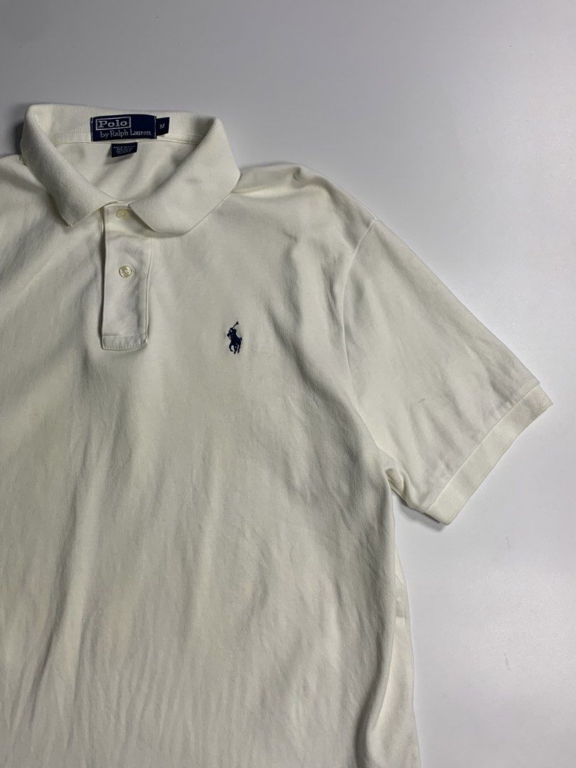 RALPH LAUREN POLO SHIRT (Category: Tshirts & Polo Shirts ) located in Dinalupihan. Submitted by bigboythrift7 (Listing ID 1470884405, Image 2). Description: RALPH LAUREN POLO SHIRT SIZE : MEDIUM DIMES : 21x28-31 (LONG BACK) EXCELLENT CONDITION NEED WASH ₱980+SHIPPING LOCATION DINALUPIHAN BATAAN .