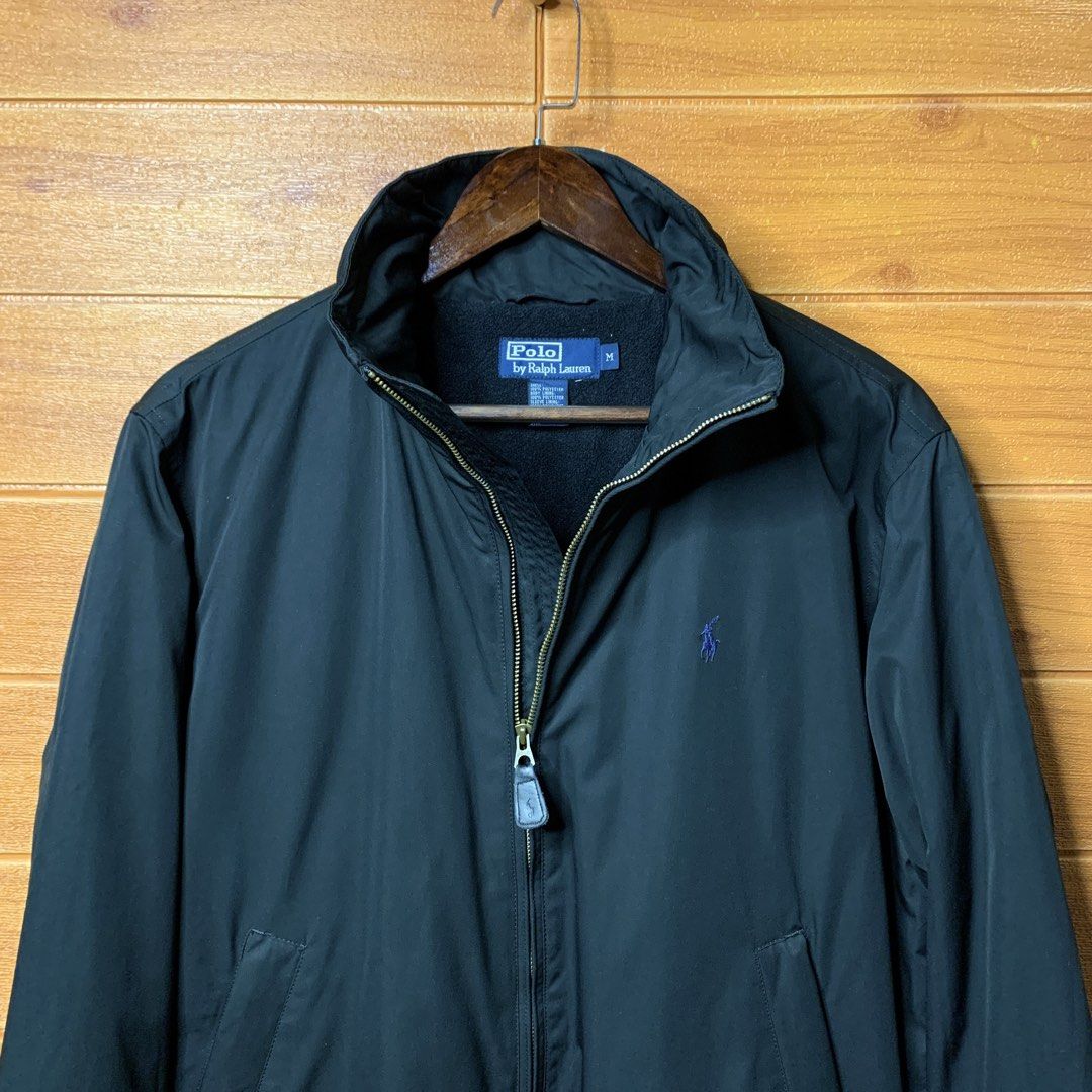 Ralph Lauren RL Packable Hood (Category: Coats, Jackets and Outerwear) located in Quezon City. Submitted by donklasiko (Listing ID 1470873785, Image 3). Description: Condition: 9.5+/10 Pristine condition Issue: non Refer to the dimension 🤗 PM FOR MORE DETAILS NO RETURN, NO EXCHANGE & NO REFUND! ✅I ALSO ACCEPT TRADE/SWAP TO ANYTHING JUST DROP YOUR OFFER Please manage your expectations, this is a secondhand item. What you see is what you get 😊 💵