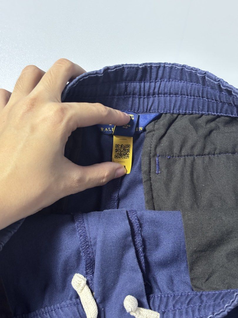 Ralph Lauren Short (Category: Shorts) located in Pulilan. Submitted by dmappareal (Listing ID 1470889865, Image 3). Description: Ralph Lauren Short 14 - 15 ( 28 - 30 ) x 14 lenght 14 on tag 9 Color rate Issue : None ( sign of usage only. ) - With QR code ! 100% Authentic ₱ 1,200.