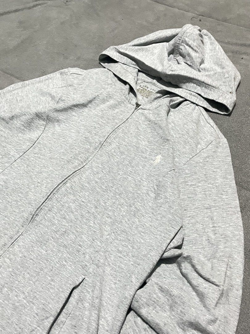 Ralph lauren Women Jacket (Category: Coats, Jackets and Outerwear) located in Davao. Submitted by drepzone (Listing ID 1470854662, Image 2). Description: Dm if you are interested Length 24 Width 18.5.