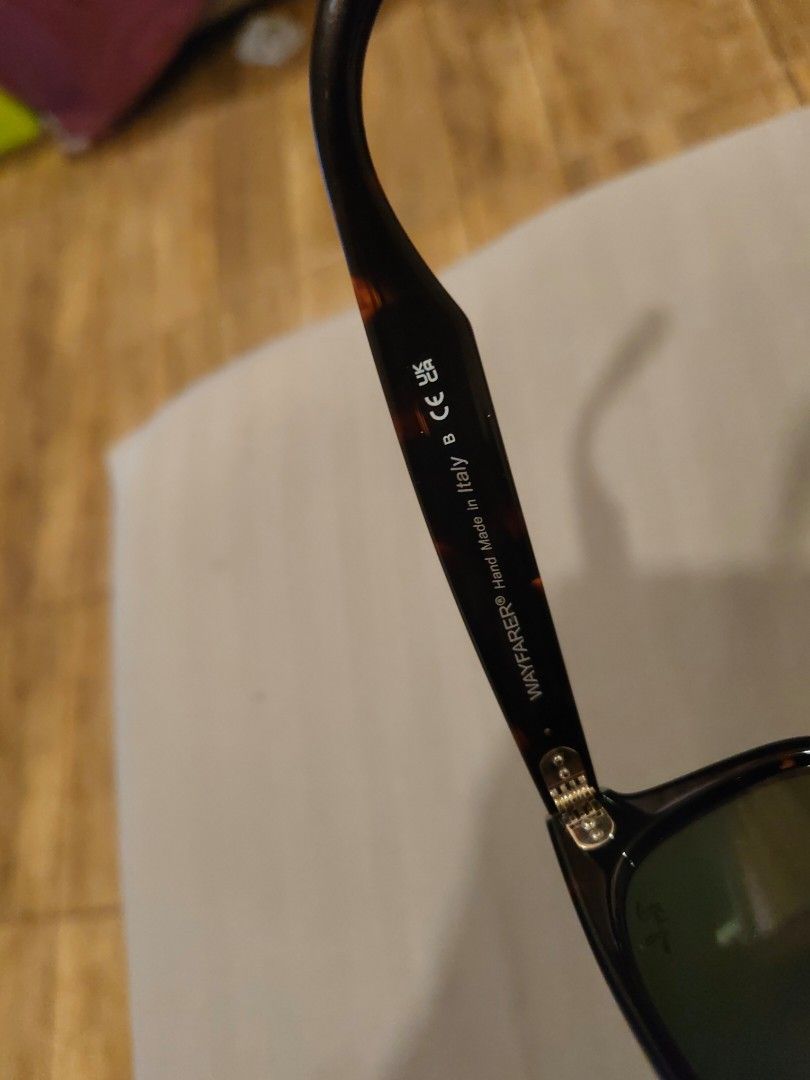 Ray-Ban wayfarer 52mm (Category: Sunglasses & Eyewear) located in Baliuag. Submitted by mervstar (Listing ID 1470761997, Image 3). Description: rayban wayfarer 52mm.