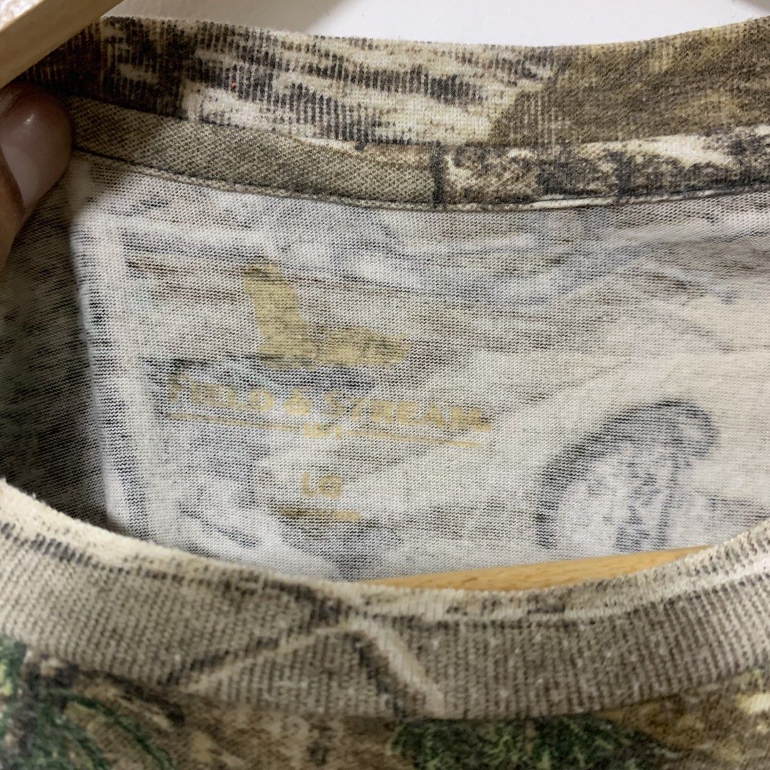 Realtree (Category: Tshirts & Polo Shirts ) located in Cavite. Submitted by yobubsss (Listing ID 1470905663, Image 3). Description: Size large 23w 29L Good condition No issue.