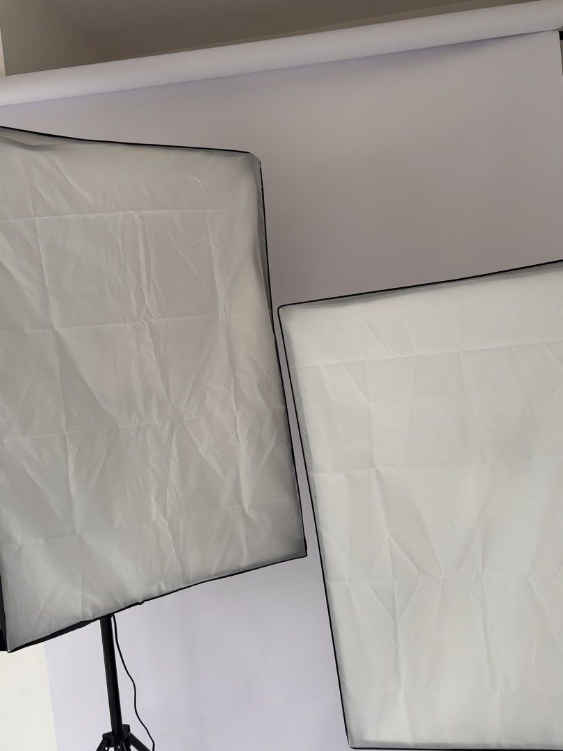 Rectangular softbox lights (Category: Lighting & Studio Equipment) located in Manila. Submitted by markkk28 (Listing ID 1470830332, Image 3). Description: .