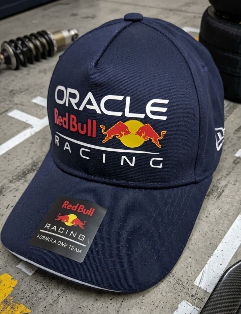 Red Bull Racing Snapback Cap – Navy (Category: Caps & Hats) located in Caloocan City. Submitted by letao_shopping_ph (Listing ID 1470834462, Image 1). Description: ■ Item Condition: Brand new and unused. Please note that the item has been tried on once—with an under-cap worn—for the purpose of inspection and checking the fit. ■ Accessories: The sticker on the brim remains attached. Please be aware that, as this item was purchased during an overse