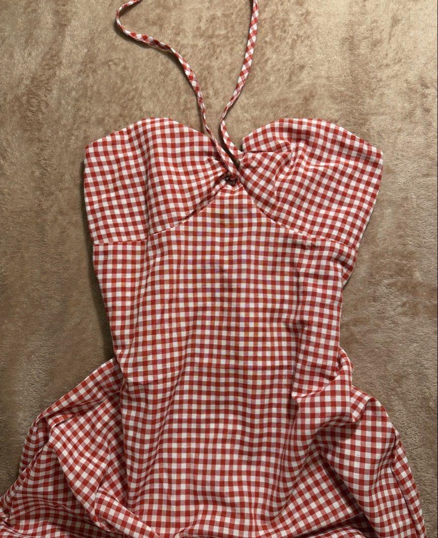 RED GINGHAM DRESS (Category: Dresses) located in Cavite. Submitted by prelovedbyreluv (Listing ID 1470920020, Image 1). Description: .