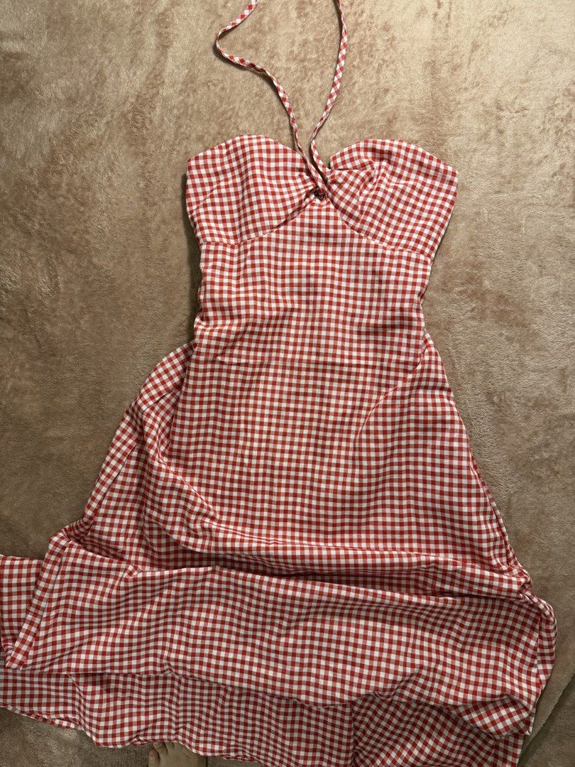 RED GINGHAM DRESS (Category: Dresses) located in Cavite. Submitted by prelovedbyreluv (Listing ID 1470920020, Image 3). Description: .